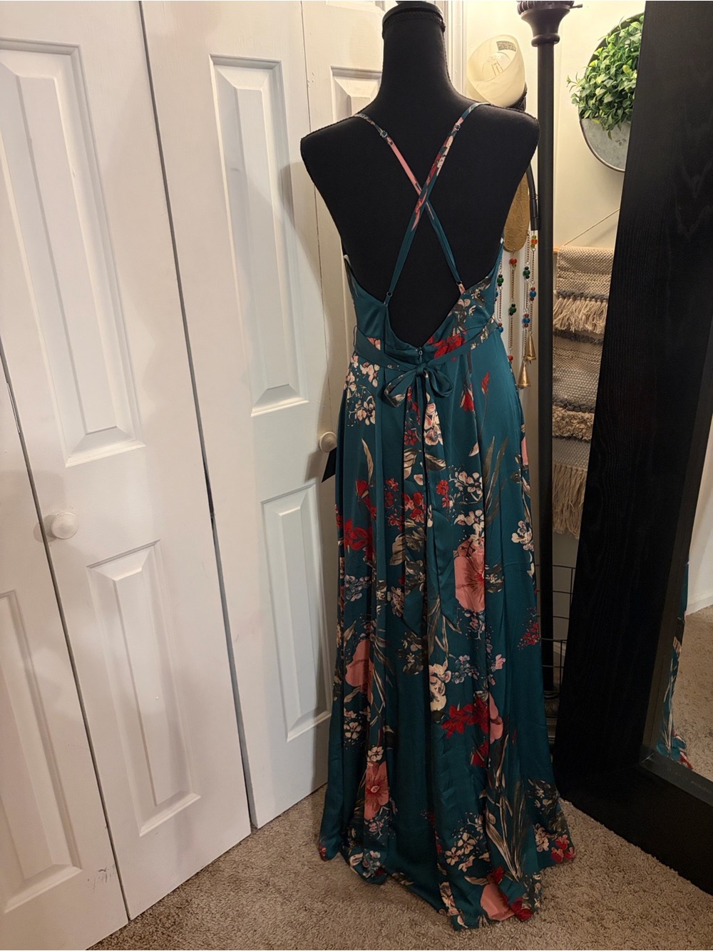 Lulu's Still the One Emerald Green Floral Print Satin Maxi Dress - Picture 2 of 8